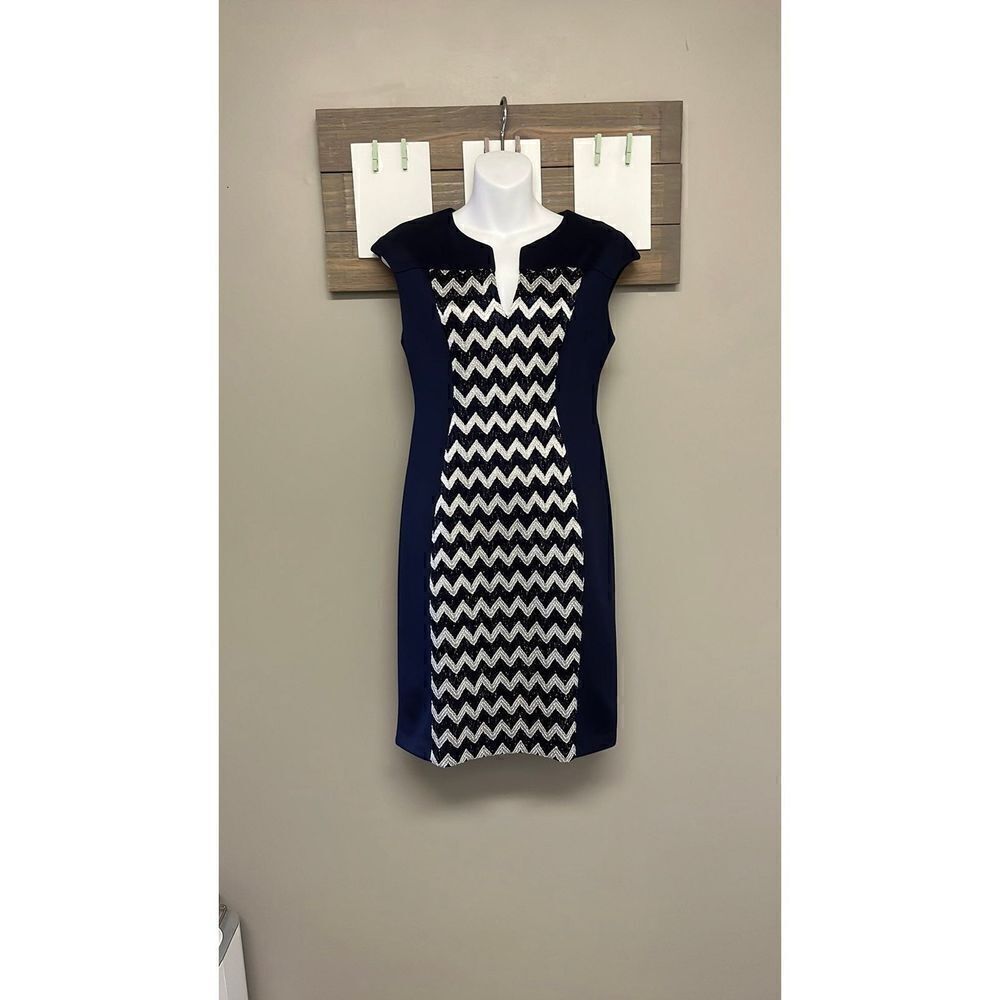 Connected Apparel Silky Sweetheart Neck Stretch Navy Sheath Dress- Size 6P